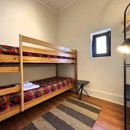 Vitoria Flat